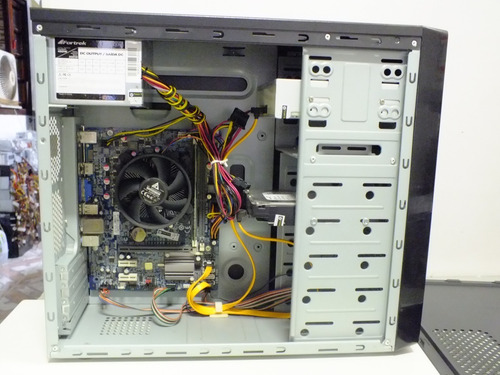 Micro Intel I3-3220 Ddr3/mem.4gb/hd 750gb / Qbex Ml 2