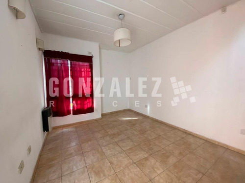 Imagen 7 de 18 de Duplex 3 Ambientes En B. Cotevi - Ciudad Evita
