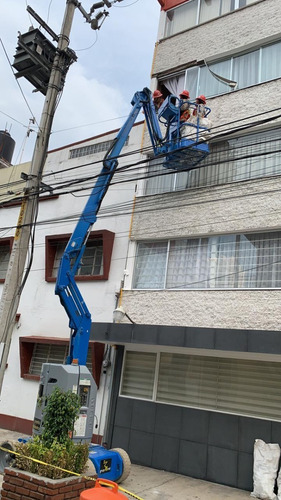 Imagen 4 de 9 de Genie JLG Sky-jack Elevador Hidráulico Personal Eléctrico