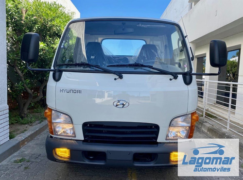 Imagen 2 de 13 de Hyundai Hd45 C/aire 2.6 2022 0km - Lagomar Automóviles
