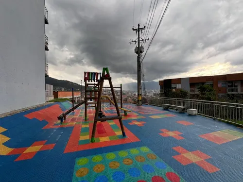 Apto Con Amplia Terraza Cubierta En Envigado
