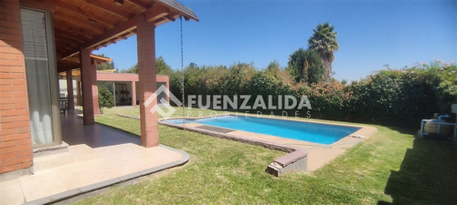 Casa 6d 4b - 307 M2 - Sector Las Pircas Peñalolén