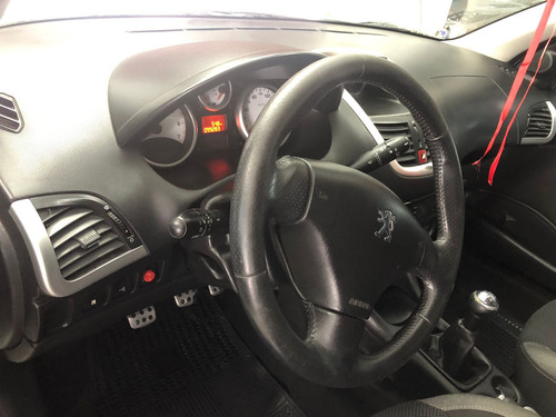 Peugeot 207 1.6 Sedan Feline 106cv