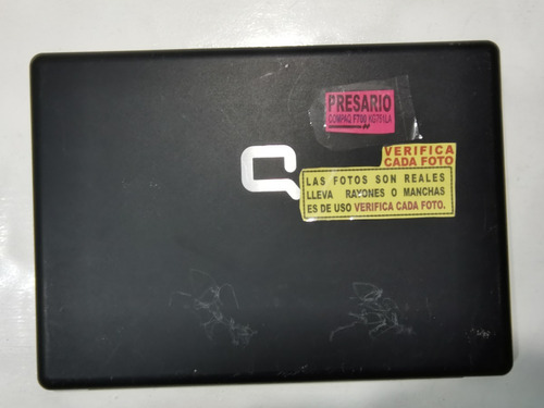  Compaq F700  Carcasa Tapa Uso