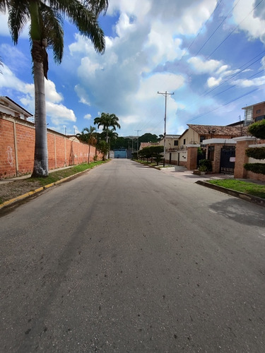 Gg Vende Bello Town House Guayabitos Naguanagua Est Carabobo