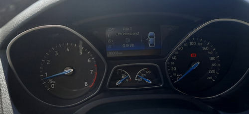 Ford Focus 4 Puertas 2.0 Se M/t