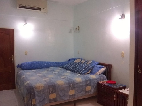 Imagen 23 de 30 de Casa En Venta En Barici Este De Barquisimeto Lara 0-4-2-4-5-9-3-7-5-4-2 Rent-a-house Código Mls: 22-6240, 3 Habitaciones, 3 Baños, 375 Mts2
