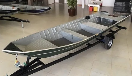 Barco Pety Amazonas 600 Master Semi-chato - Leia Anuncio