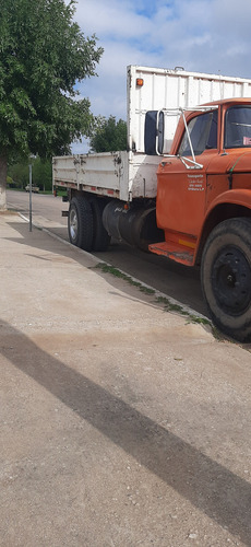 Camion Dodge 1000