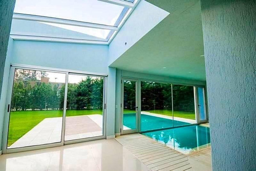 Imagen 7 de 30 de Casa De Estilo Racionalista En Venta En Country San Diego - Moreno
