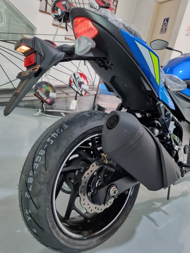 Imagem 9 de 15 de Gsx-s 750za 0 Km