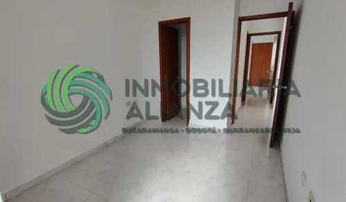 Apartamento En Arriendo En Antonia Santos Centro. Cod A16968