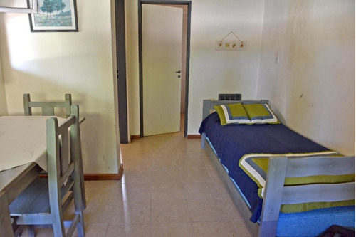 Posada En Venta - 1ero. De Diciembre 441 - Pueblo Belgrano