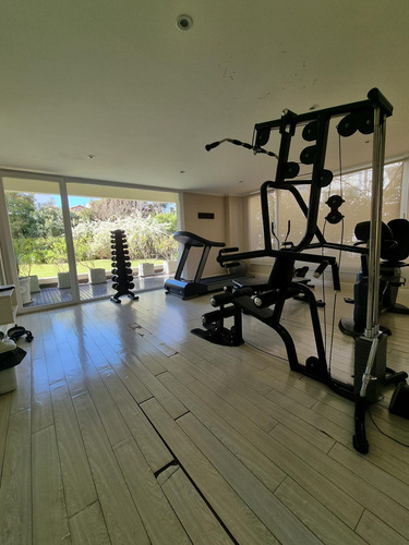 Departamento En Alquiler Invierno 2024. 2 Amb. Amenities. Zona Guemes