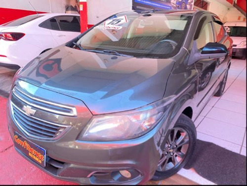 Imagem 2 de 15 de Chevrolet Prisma 1.0 Mpfi Advantage 8v Flex 4p Manual