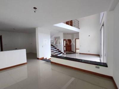 Imagen 3 de 12 de Casa A Estrenar Trigal Norte