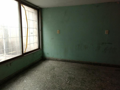 Imagen 2 de 9 de Galpon En Venta En Ciudadela