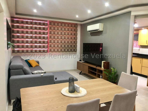 Venta De Hermoso Apartamento En Santa Mónica Mls #24-10453