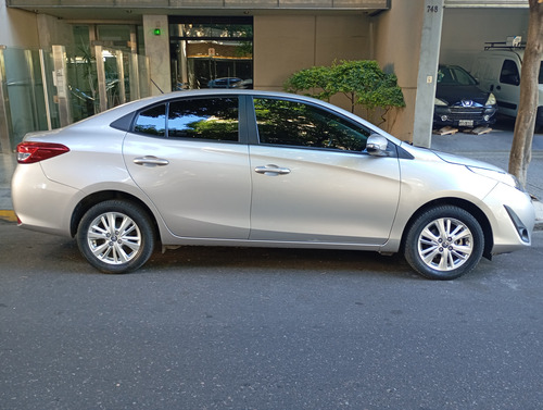 Toyota Yaris 1.5 107Cv Xls Pack Cvt Sedan