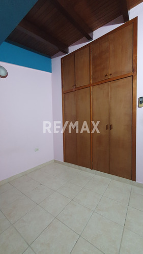 Se Vende Townhouse En Las Brisas Del Aeropuerto, Maturin