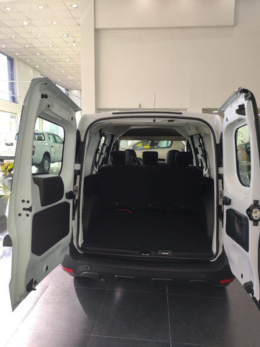 Imagen 17 de 17 de Renault Kangoo 1.6 Furgon Ph3 Confort 5as Md Descuento 0km