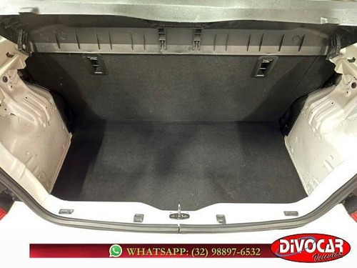 Imagem 6 de 9 de Chevrolet Onix 1.0 Mpfi Joy 8v Flex 4p Manual