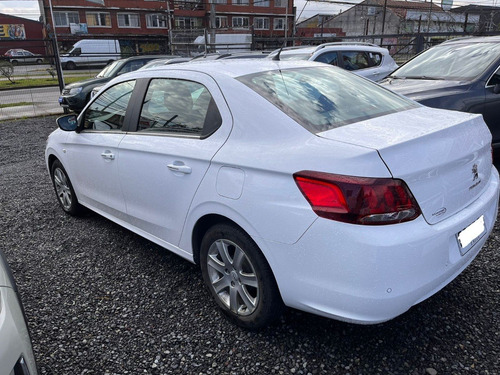 Imagen 14 de 14 de Peugeot 301 Allure Hdi 1.6