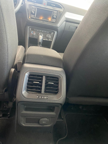 Imagen 3 de 11 de Volkswagen Tiguan Trendline Plus 2020