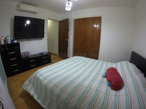 Imagen 7 de 13 de Apto En Venta 22-16523 Daisbelis Tarazona 0424-2925931