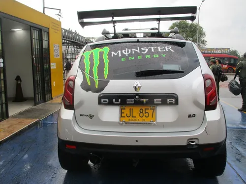Renault Duster 4x2 1600cc Mt Aa