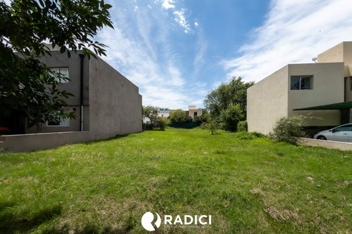 Venta Lote Apto Duplex En B La Catalina! - La Mejor Uicacion A Metros De Ingreso Principal! Lo Vas A Perder