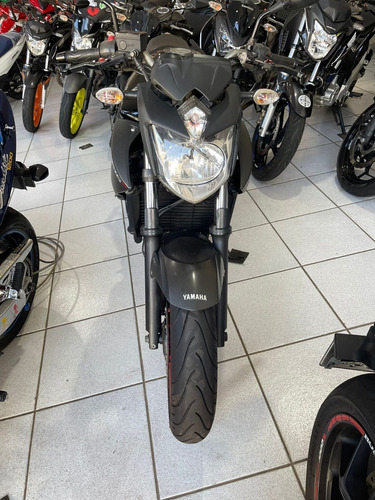 Imagem 4 de 7 de Yamaha Xj6 N 2016