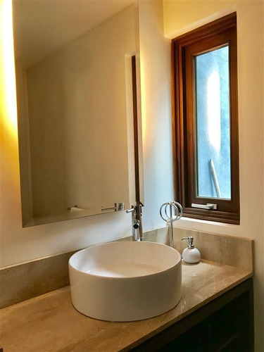 Imagen 18 de 24 de Casa En Venta De 4 Dormitorios En Vitacura