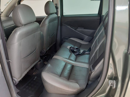 Imagem 9 de 10 de Fiat Idea 1.8 Mpi Adventure Locker 8v Flex 4p Manual