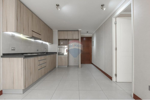 Moderno Departamento En El Corazón De Santiago
