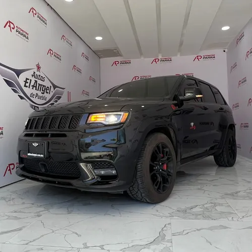 Jeep Grand Cherokee 6.4 Srt-8 At