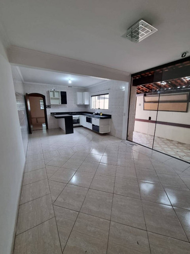Imagem 7 de 15 de Sobrado Maravilhoso Com 175 M² 3 Dormitórios No Jardim Do Mar - So2876