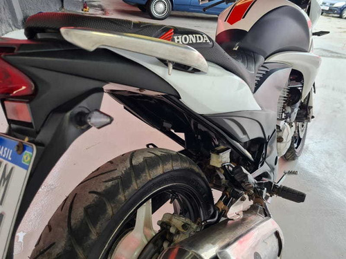 Imagem 8 de 12 de Honda Cb 300r 2012 - Imperdível