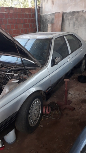 Imagem 1 de 6 de Alfa Romeu 164 Peninfarina