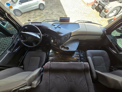 Mercedes Benz Actros 2548 Ls 6x2 2023/2024.