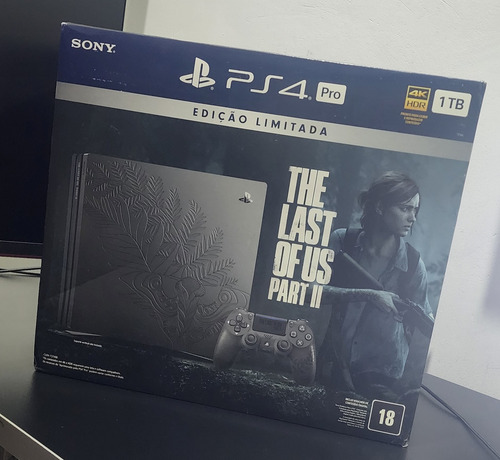 Ps4 Pro Edição The Last Of Us+dualshock 4 Lacrado+headset. Preto (Usado)