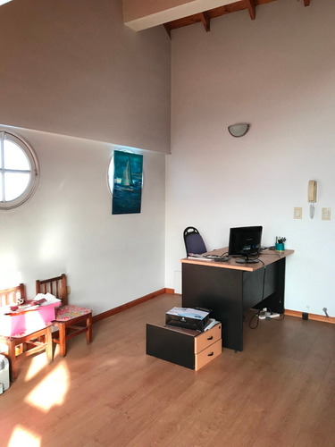 Imagen 11 de 14 de Departamento En 2 Plantas 4 Ambientes / Venta / San Justo
