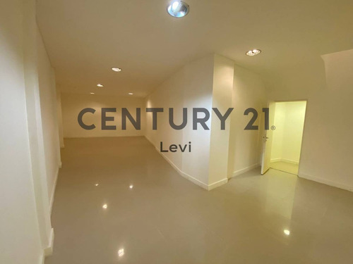 Imagen 9 de 11 de Alquiler Local Comercial 8 Mts Frente - $390.000 Paquete Retiro Plaza San Martin