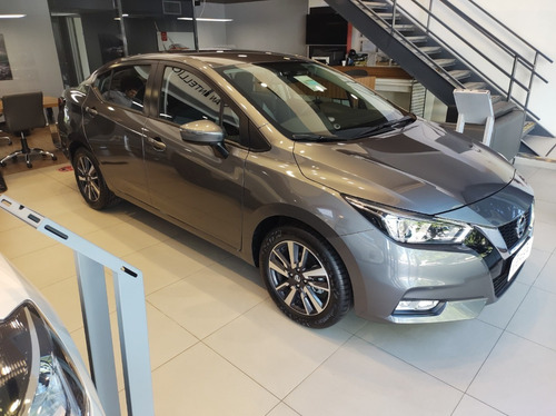 Imagen 8 de 25 de New Versa Advance Manual 2022