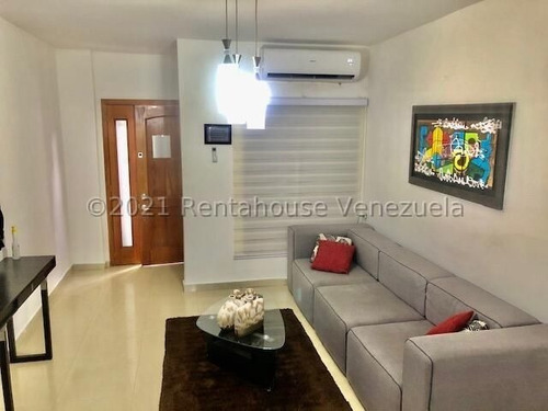 Imagen 12 de 15 de Eloisa Mejia Rentahouse Vende Townhouse En Mañongo Naguanagua 22-6668