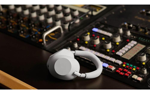 Auriculares Inalámbricos Sony Wh-1000xm6 Plata Con Nc