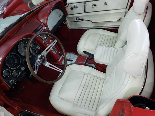 Chevrolet Corvette C2 1967 C2 Cabriolet 302