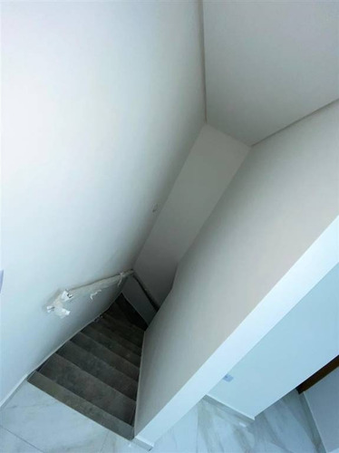 Imagem 6 de 14 de Casa, 2 Dorms Com 56.9 M² - Tude Bastos - Praia Grande - Ref.: Osc3 - Osc3