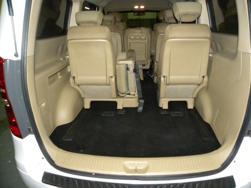 Imagen 14 de 15 de Hyundai H1 2.5 Premium 1 170cv