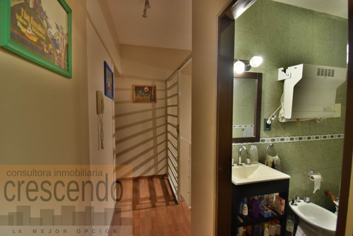 Imagen 9 de 16 de Ph 1ro Por Escalera Patio San Martin 2360